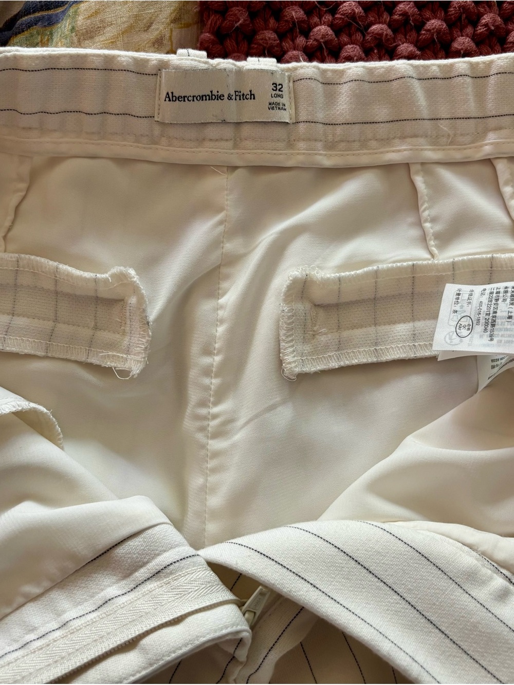 Abercrombie & Fitch Women's Cream Pinstripe Wide-Leg Sloane Trousers - Picture 8 of 9